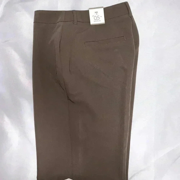 CHICO'S pants size 6 REGULAR 0.5 straight leg CLASSIC OFFICE STYLE ZIPUP CLOSURE - Picture 12 of 13